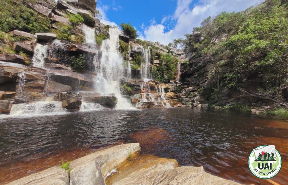 Viagem para Cachoeira Lagoa Dourada 